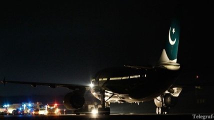Boeing совершил экстренную посадку в Карачи