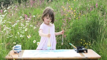 Девочка-аутист создает произведения искусства (ФОТО)