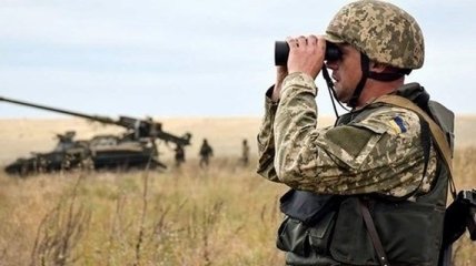 Вражеские обстрелы на Донбассе: ранены двое украинских военных