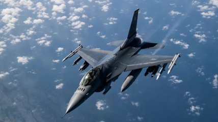 Украина получит американские истребители F-16: в Белом доме пошли на уступки