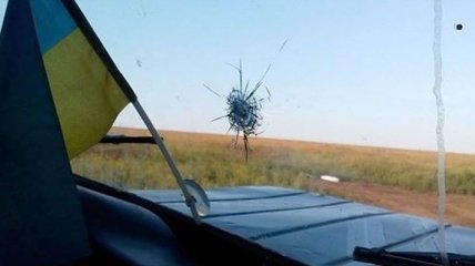 Украинских офицеров СЦКК на Донбассе обстреляли вражеские снайперы