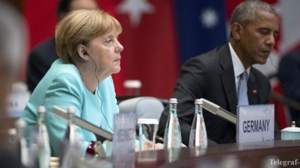 Обама и Меркель призвали стороны выполнять "Минск"