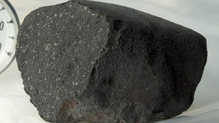 Найден первый метеорит, прилетевший с дальних уголков Солнечной системы
