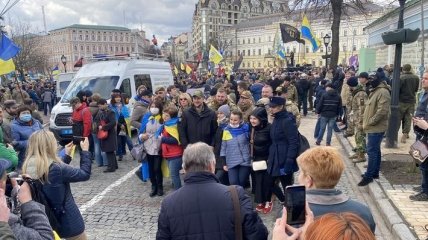 День добровольца: в Киеве проходит Марш патриотов (Видео)