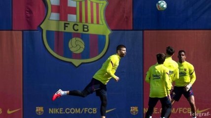 Руководство Барселоны надеется, что футболисты согласятся на сокращение зарплаты