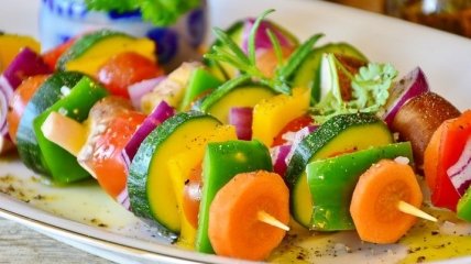 Рецепт дня: салат с овощами на гриле