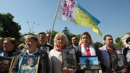 В Киеве проходит Шествие матерей