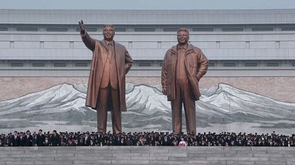 КНДР отмечает день рождения Ким Ир Сена