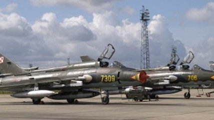 Польша отказалась от модернизации истребителей Су-22