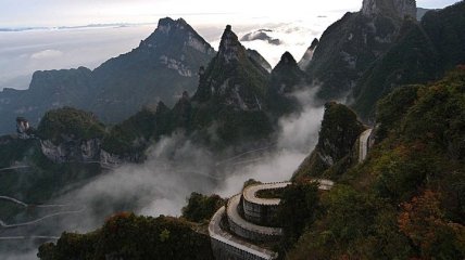 Опасная "Дорога в Небо" в Китае
