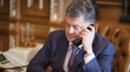 Президент обсудил с госсекретарем США введение миротворческой миссии на Донбасс