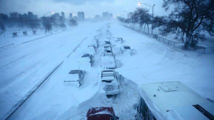 Из-за снегопада в Киеве на 2 дня будут закрыты школы