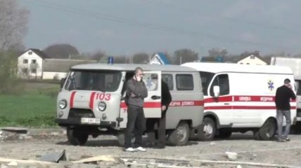 Взрыв на АЗС в Переяслав-Хмельницком: погибло 4 человека (Фото, Видео) 