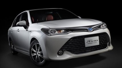 Toyota выпустила лимитированую версию Corolla в честь 50-летия модели