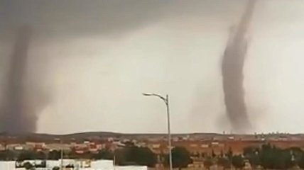 В Марокко пронеслись несколько мощных торнадо: захватывающие видео 