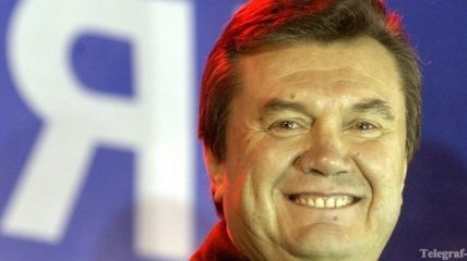 Янукович передал Академии госуправления ряд институтов
