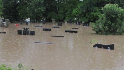 В Сербии из-за сильного наводнения объявлен режим ЧС (Видео)