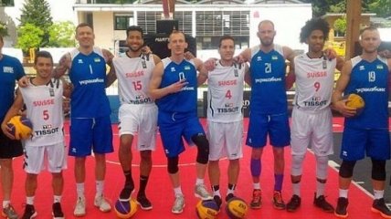 Украинцы выиграли все матчи группового этапа турнира по баскетболу 3х3 во Франци