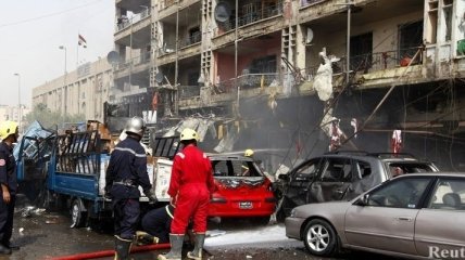 Минимум 14 человек погибли в результате двух взрывов в Багдаде
