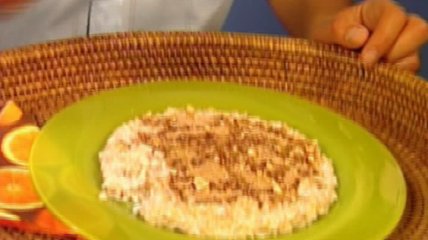 Овсянка с молоком и корицей