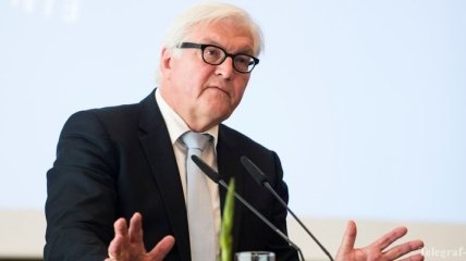 Штайнмайер: Германия должна поддерживать диалог с Россией