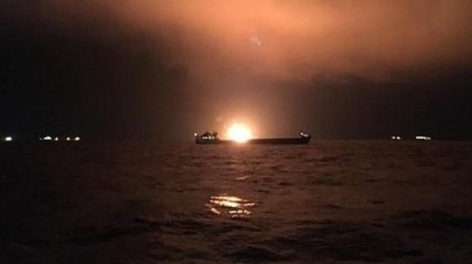 Загоревшиеся в Керченском проливе танкеры причастны к незаконным поставкам газа в Сирию