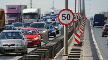 Стало известно, когда в городах Украины введут ограничение скорости до 50 км/ч