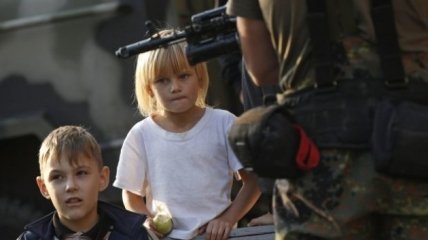 Окупанти вивозять дітей з України у віддалені точки росії незаконно