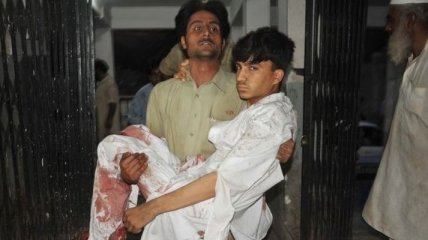 В Пакистане в результате взрыва на рынке погибли 11 человек