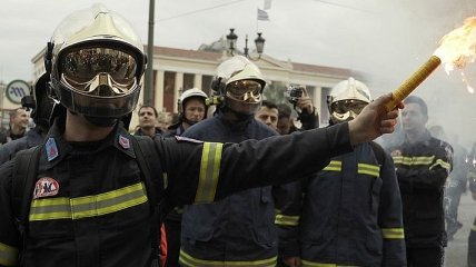Пожарные провели акцию протеста под ОПУ: чего требуют
