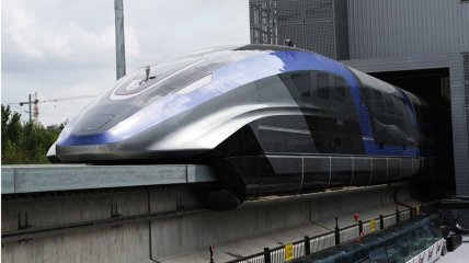 Азиатский Hyperloop: в Китае запустят первый в мире поезд со скоростью 1000 км/ч