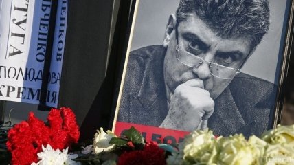 В Москве возле "мемориала" Немцову ночью задержали шесть человек