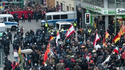 В Берлине на протест собрались более 4 тысяч человек