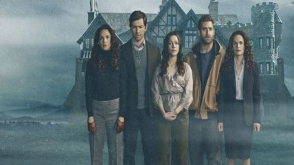 Сериал "Призраки дома на холме" получит второй сезон