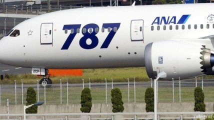 Японское правительство запретило эксплуатацию "Боингов-787" 