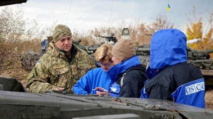 Силы АТО отводят артиллерию и минометы в Донецкой области