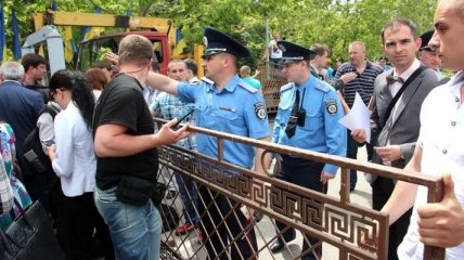 Милиция взяла под усиленную охрану здание Одесской ОГА
