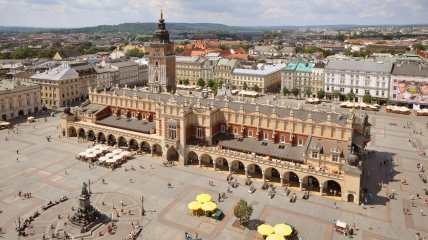 Краков - город на юге Польши с населением около 1 млн жителей