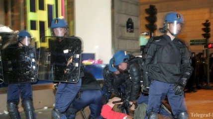 Во Франции продолжаются протесты против полицейского насилия