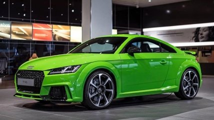 "Заряженный" Audi TT получил эксклюзивный цвет Lime Green
