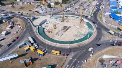 КГГА: Строительные работы над станцией метро "Героев Днепра" не ведутся