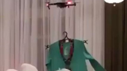 Dolce & Gabbana заменила моделей дронами для показа в Саудовской Аравии 