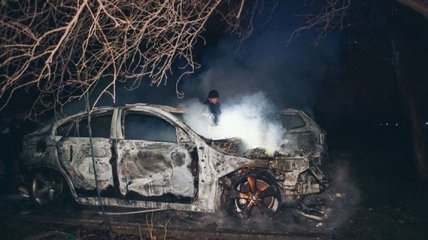 В Днепре сгорели дотла два BMW