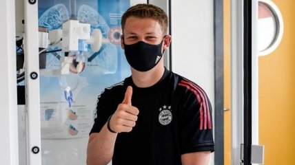 Бавария официально оформила трансфер вратаря Нюбеля