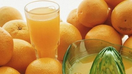 Апельсиновый сок в борьбе с жирной едой