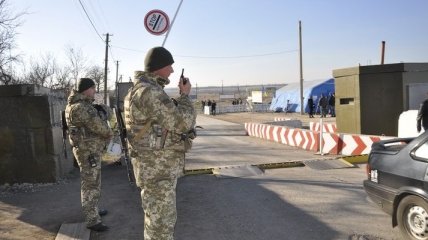 На Донбассе изменились правила пересечения линии разграничения