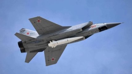 В росСМИ говорят об испытаниях Россией гиперзвуковой авиационной ракеты