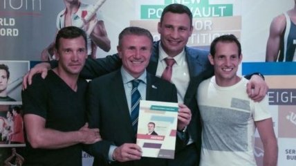 Кличко и Шевченко приехали поддержать Бубку на выборах президента IAAF