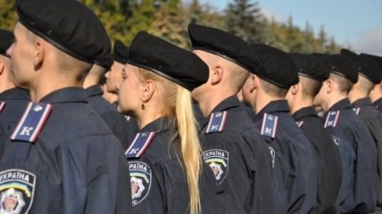 Средняя зарплата милиционера в Украине составила 3015 грн