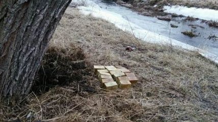 В Донецкой области обнаружили два тайника с боеприпасами 